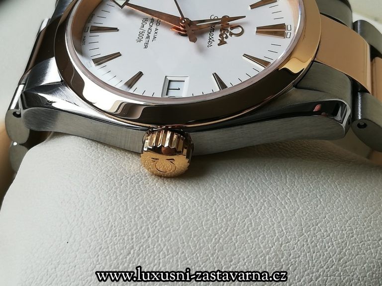 Omega_Seamaster_Aqua_Terr_steel_Rose_Gold_39mm_011