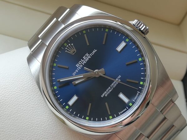 Rolex Oyster Perpetual 39mm Rolex Oyster Perpetual 39mm