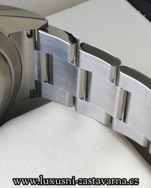 Rolex_Oyster_Perpetual_39mm_006