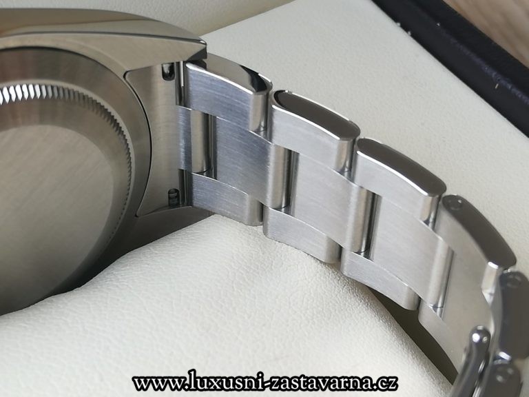 Rolex_Oyster_Perpetual_39mm_006