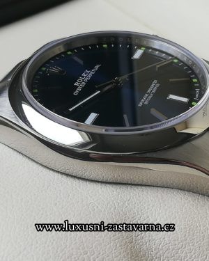 Rolex_Oyster_Perpetual_39mm_011