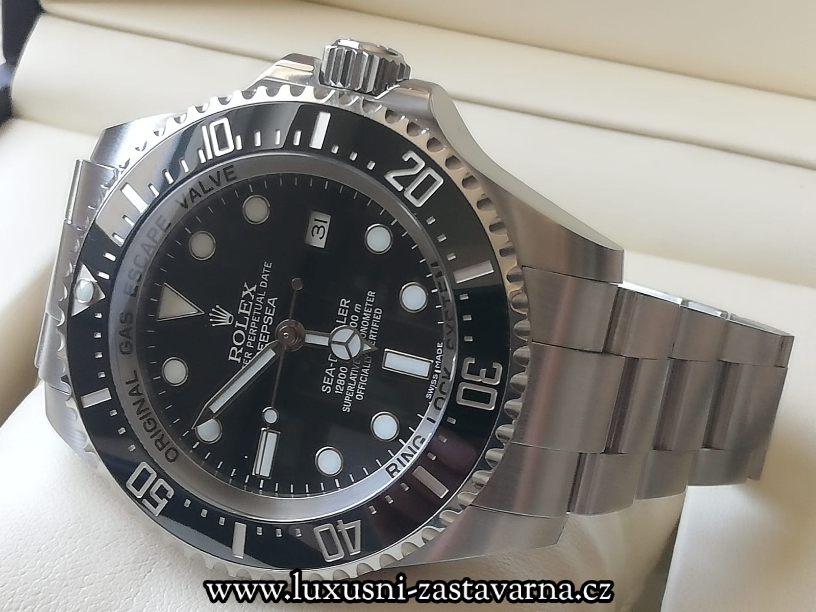 Rolex_Sea_Dweller_Deepsea_Ceramic_44mm_005