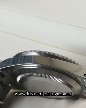 Rolex_Submariner_Date_40mm_001