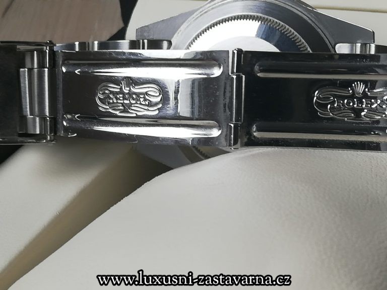 Rolex_Submariner_Date_40mm_003
