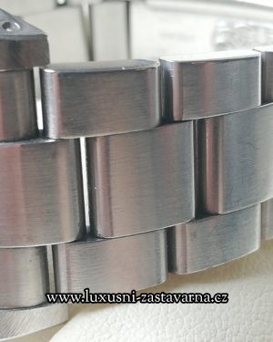 Rolex_Submariner_Date_40mm_005