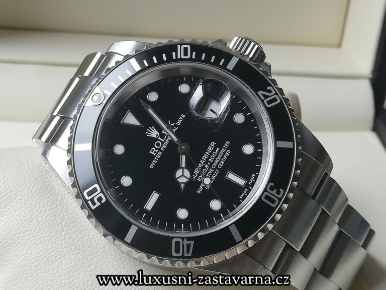 Rolex_Submariner_Date_40mm_013