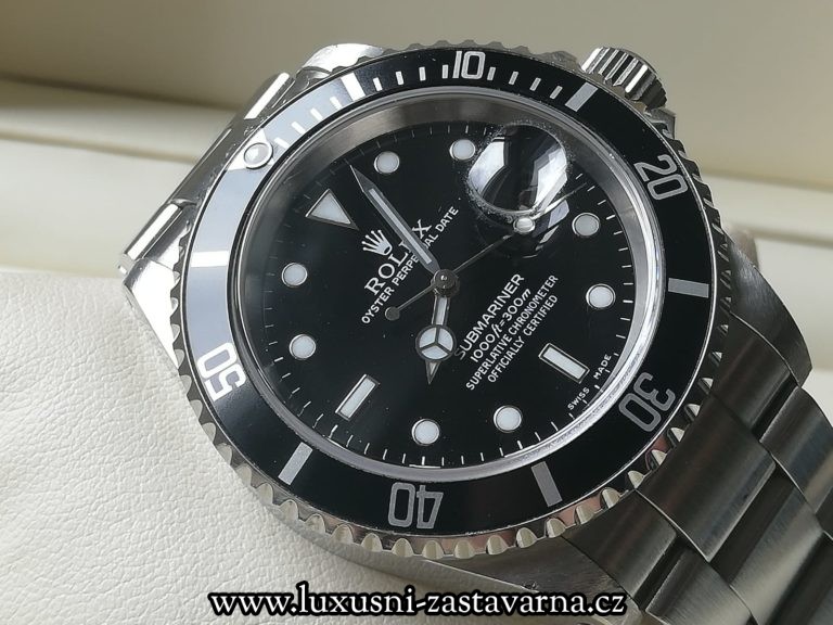 Rolex_Submariner_Date_40mm_014