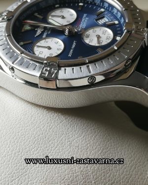 Breitling_Colt_Chronograph_41mm_012