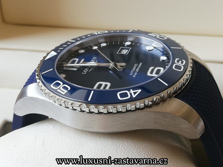 Longines_HydroConquest_Automatic_43mm_010