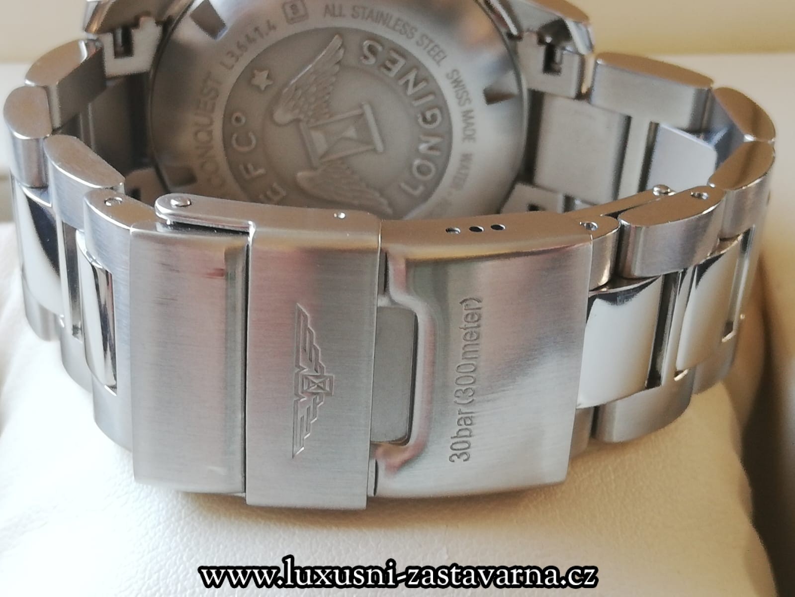 Longines_HydroConquest_39mm_002