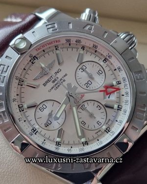 luxusni_zastavarna_chronomat_ gmt_015