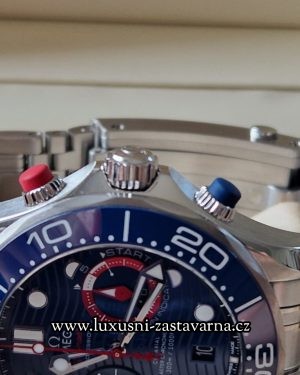 omega_seamaster_diver_300_m_americas_cup_44mm_012