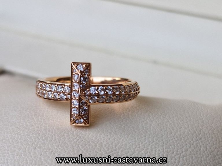 tiffany_t_t1_ring_in_rose_gold_with_diamonds_0,54ct_010