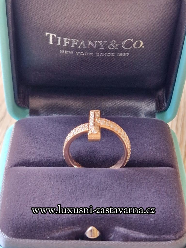 tiffany_t_t1_ring_in_rose_gold_with_diamonds_0,54ct_011