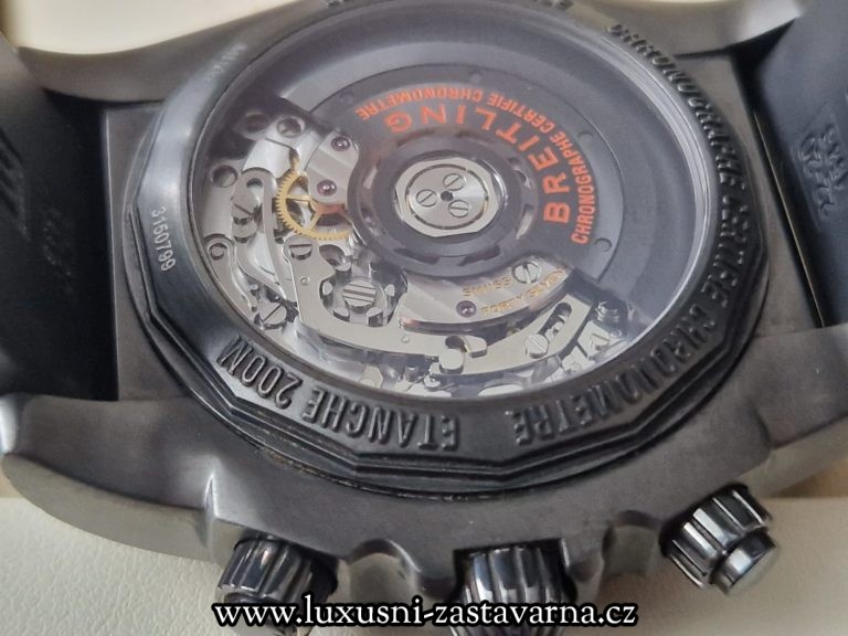 breitling_chronomat_44_raven_001