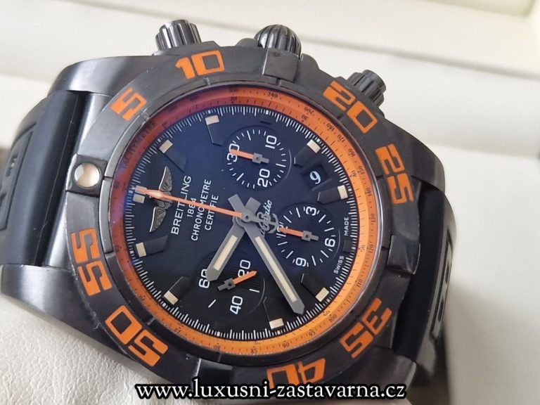 breitling_chronomat_44_raven_013