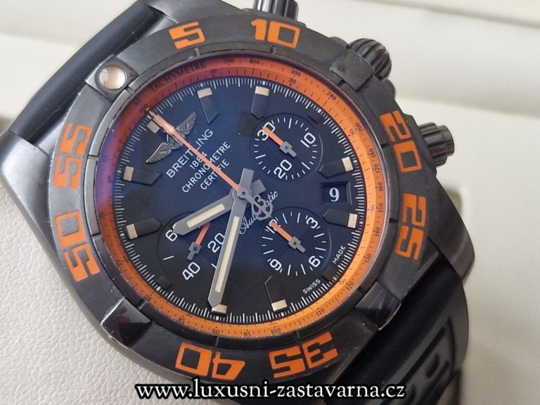 breitling_chronomat_44_raven_014