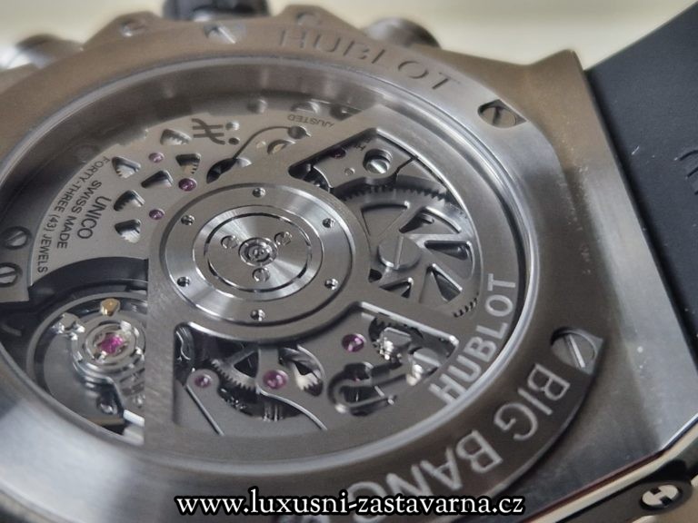 Hublot_Big_Bang_Unico_Titanium_Pave_42mm_008