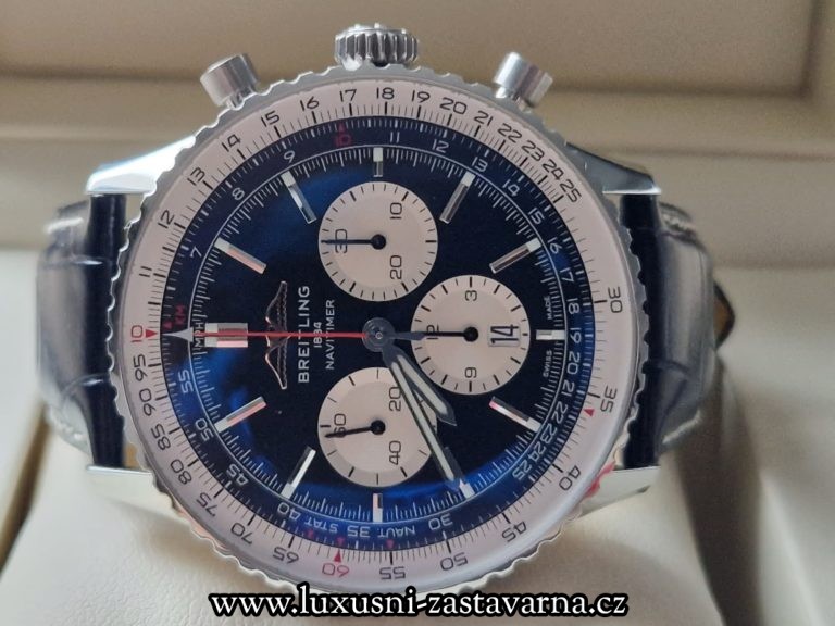 breitling_navitimer_b01_chronograph_46mm_009