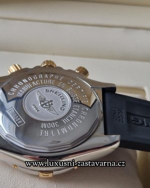 Breitling_Chronomat_Evolution_44mm_004