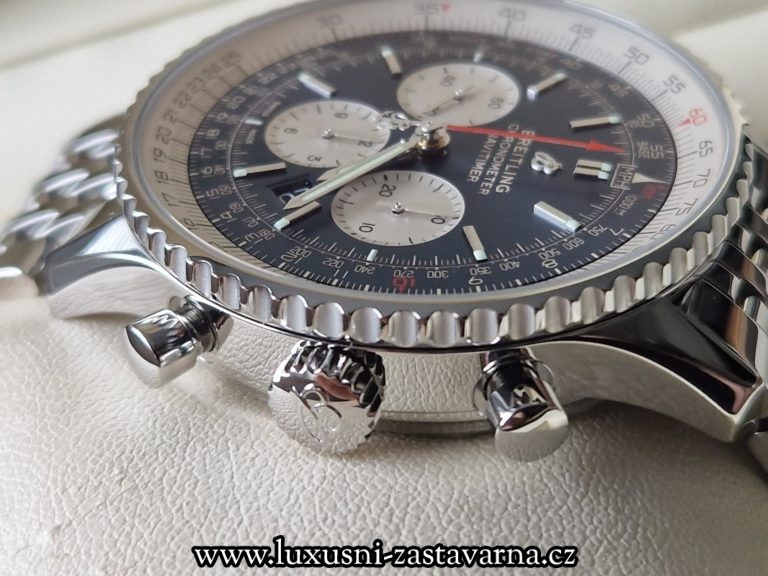 Breitling_Navitimer_1B01_46mm_005