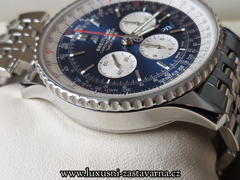 Breitling_Navitimer_1B01_46mm_009