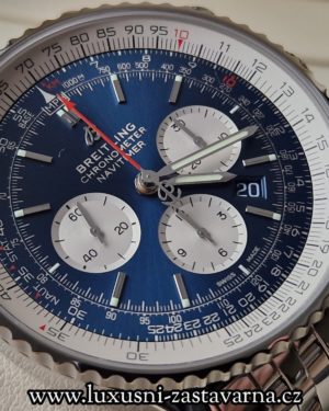 Breitling_Navitimer_1B01_46mm_011