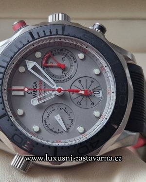 Omega_Seamaster_Diver_300_44mm_002
