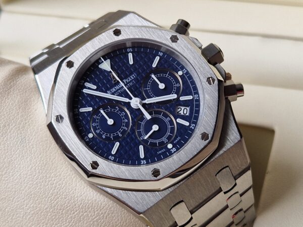 Audermars Piguet Royal Oak Chronograph 39mm Audermars Piguet Royal Oak Chronograph 39mm