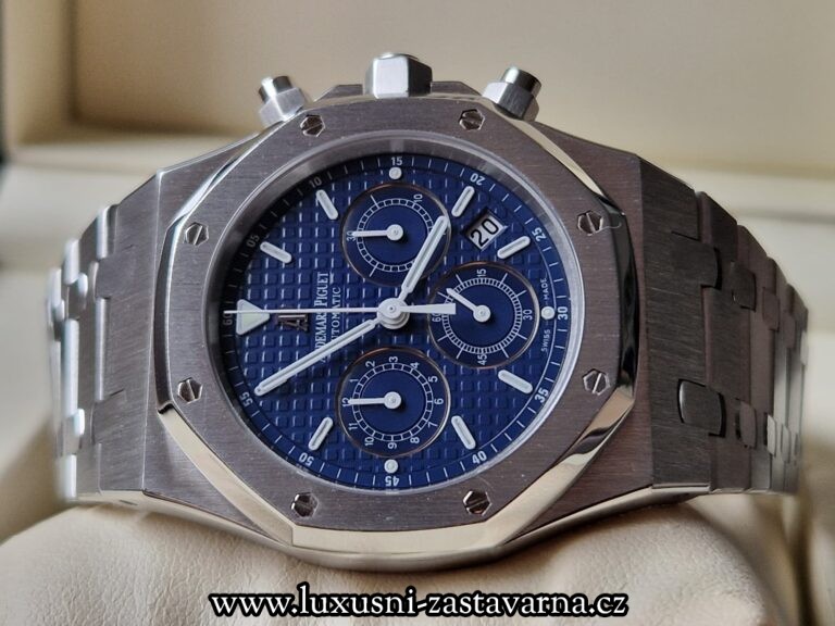 Audermars_Piguet_Royal_Oak_Chronograph_39mm_010