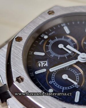 Audermars_Piguet_Royal_Oak_Chronograph_39mm_013