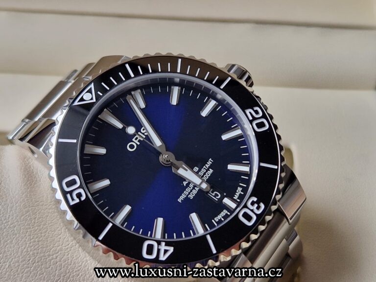 Oris_Aquis_Date_41,5_mm_05