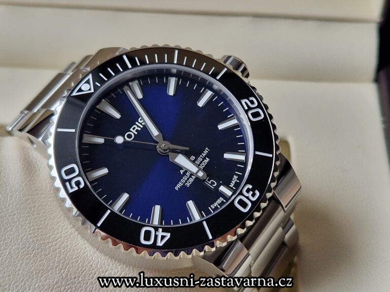 Oris_Aquis_Date_41,5_mm_06