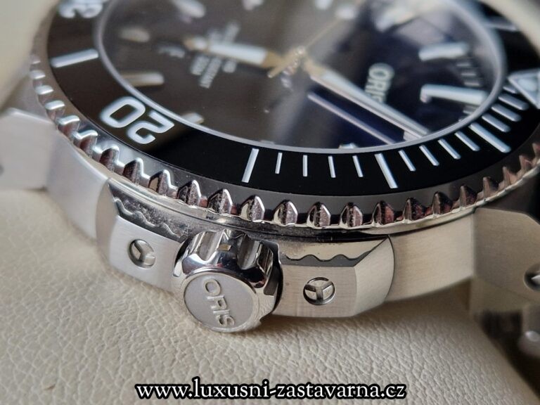 Oris_Aquis_Date_41,5_mm_07