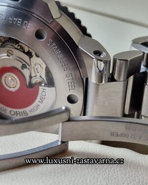 Oris_Aquis_Date_41,5_mm_13