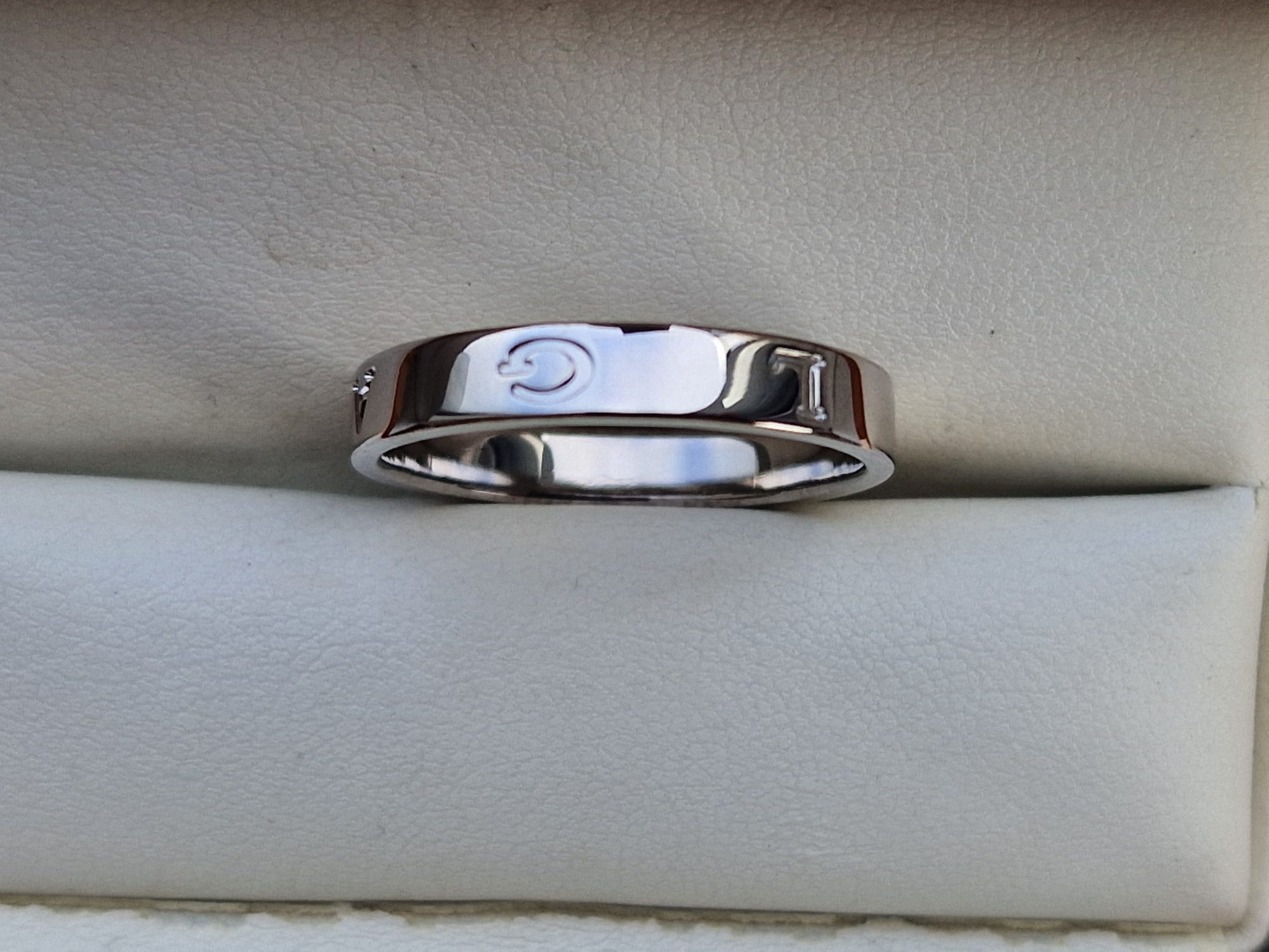 Prsten BVLGARI vel.59