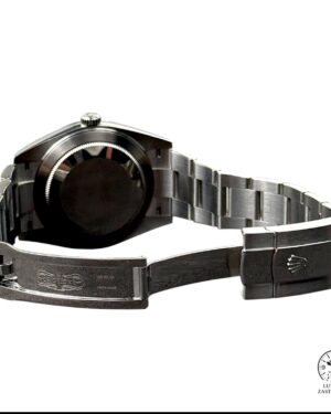 Rolex Datejust 41mm (8) Rolex Datejust 41mm (8)