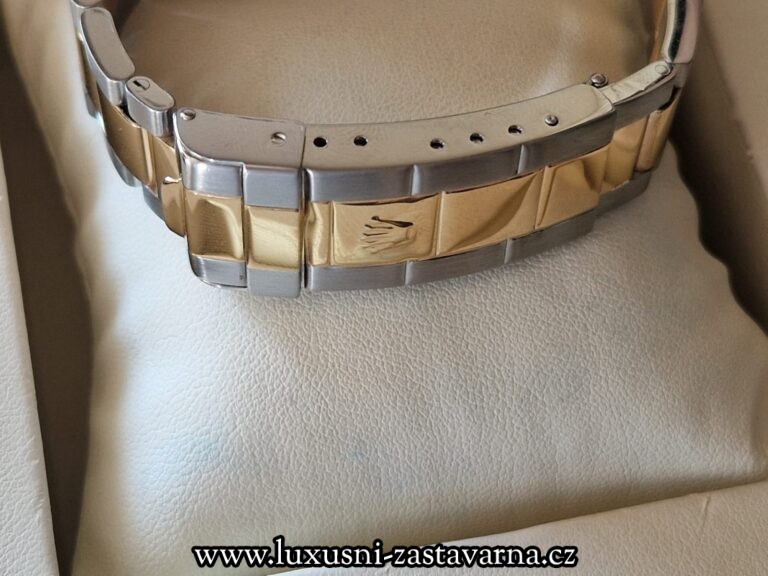 Rolex_Submariner_Date_40mm_004
