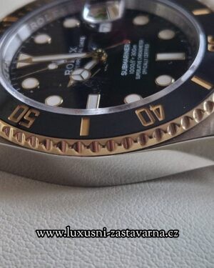 Rolex_Submariner_Date_41mm_019