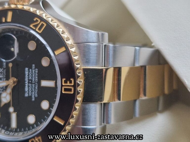Rolex_Submariner_Date_41mm_020