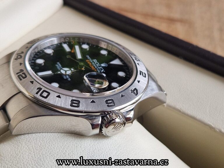 Rolex_Explorer_II_010