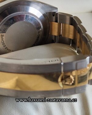 Rolex_Sea-Dweller_43mm_003