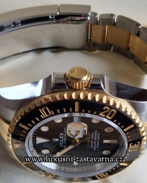 Rolex_Sea-Dweller_43mm_012
