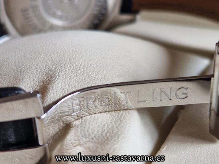 Breitling_Superocean_Chronograph_II_42mm_006