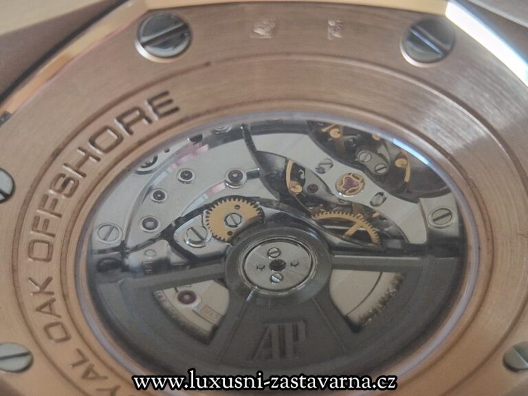 Audermars_Piguet_Royal_Oak_Offshore_Chronograph_44mm_001